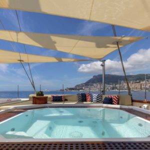 NERO Yacht jacuzzi.