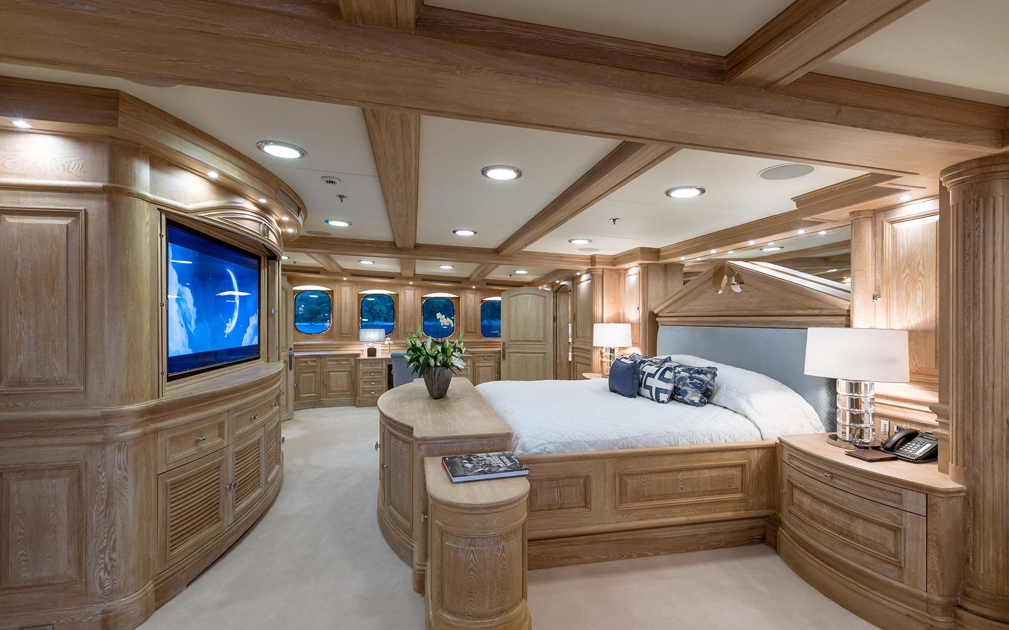NERO Yacht master suite with private dining table
